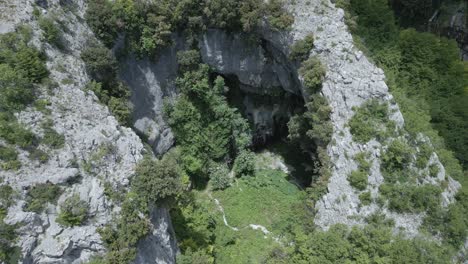 Stunning-drone-footage-showcasing-the-breathtaking-beauty-of-Italy's-wild-nature,-featuring-forests,-rugged-landscapes,-and-untouched-wilderness