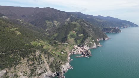 Vernazza-Cinque-Terre-Italy-aerial-view-high-and-wide-static