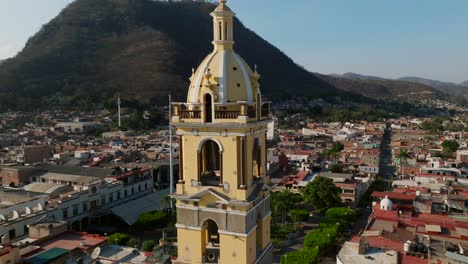 Bell-Tower-Of-Our-Lady-Of-The-Sagrario-Sanctuary-In-Tamazula,-Jalisco,-Mexico