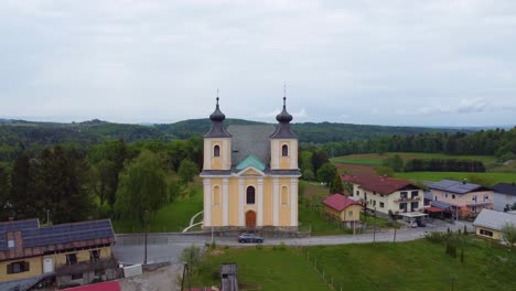 Ländliche-Kirche-Von-St