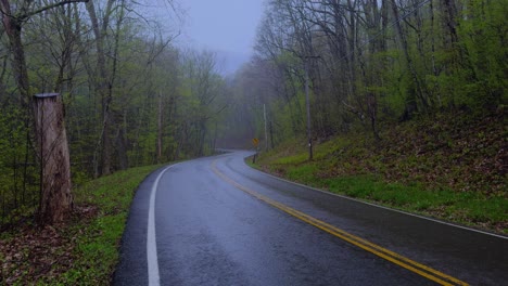 Springtime-rain,-during-a-stunning-atmospheric-day,-on-a-beautiful,-quiet-mountain-road-in-the-Appalachian-mountains