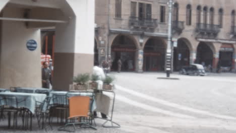 Piazza-Del-Santo-Con-Estatua-Ecuestre-En-El-Centro-De-Padua-En-Los-Años-50