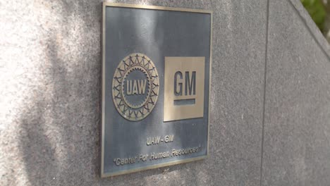 UAW-General-Motors-Center-for-Human-Resources-sign-in-Grand-Rapids,-Michigan-with-stable-video