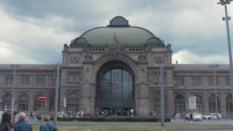 Nürnberger-Bahnhof-Außeneingang