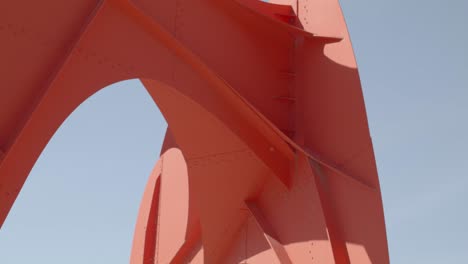 Close-up-of-La-Grande-Vitesse-sculpture-in-downtown-Grand-Rapids,-Michigan-with-stable-shot