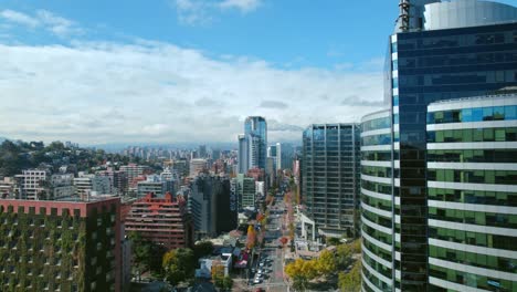 Centro-De-Negocios-Aéreo-Drone-Fly-En-El-Golf-Santiago-De-Chile-Edificio-De-Gran-Altura-Ciudad