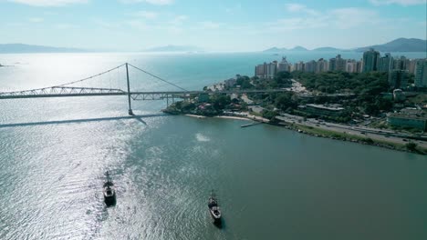 Wahrzeichen-Der-Hercílio-Luz-Brücke-In-Florianópolis,-Brasilien