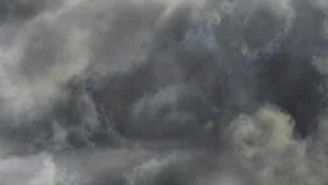 Thunderstorm,-The-dark-cumulonimbus-clouds-ultra-HD