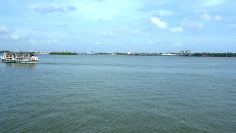 Blick-Vom-Pariyar-See-Kochi