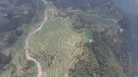 Landwirtschaft-Im-Dorf-Im-Hochland-Von-Nepal