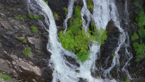 Waterfall-Of-Brañas-del-Río-Furelos-In-Toques,-A-Coruña,-Furelos,-Galicia-Spain