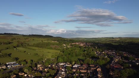 Drohnenabstieg-über-Dem-Dorf-Lanchester-Kitswell-Road-In-Der-Grafschaft-Durham