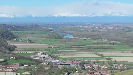 Po-River-valley,-productive-farming-fields-beyond-Gabiano,-Italy