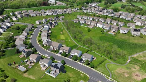 New-developed-neighborhood-homes-in-idyllic-suburbia-of-American-town