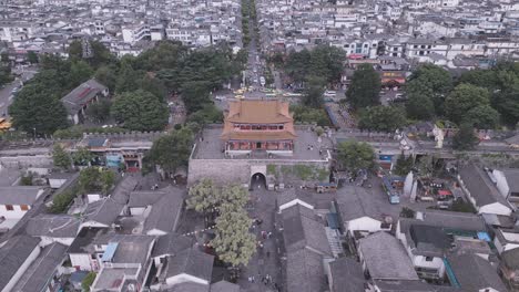 Las-Imágenes-Del-Dron-Capturan-El-Negocio-De-La-Puerta-Sur-De-La-Antigua-Ciudad-De-Dali