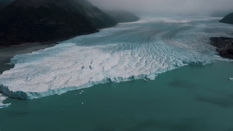 Perito-Moreno-Glacier-In-Los-Glaciares-National-Park,-Patagonia,-Argentina---Aerial-Drone-Shot