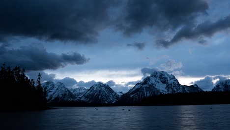 Espectacular-Timelapse-De-La-Cordillera-Alpina