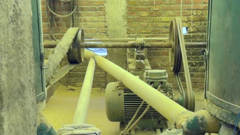 Rice-Milling-Machine-Conveyer-Belt-close-up-shot