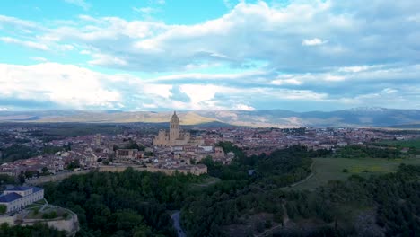 Segovia:-Vibrant-cultural-heritage-hub