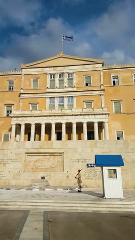 Vertical-Video,-Athens,-Greece