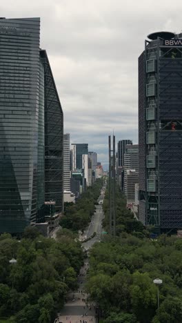 Drone-captured-vertical-view-of-Paseo-de-la-Reforma-and-its-grand-buildings