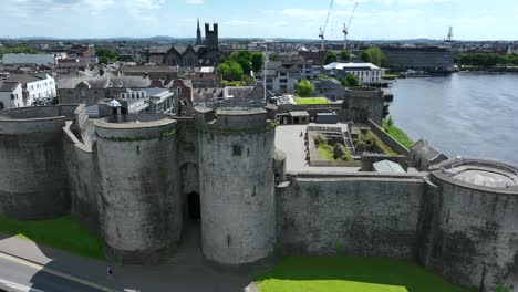 King-John's-Castle,-Limerick,-Ireland,-May-2024