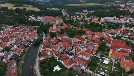 Český-Krumlov,-Bohemia-Del-Sur,-República-Checa,-Julio-De-2023