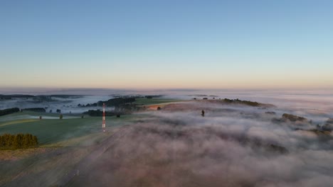 Magical-landscape-under-a-blanket-of-dew-in-the-early-morning