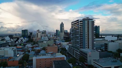 Apartamentos-De-Gran-Altura-En-La-Ciudad-De-Perth-En-Australia-Occidental,-Australia