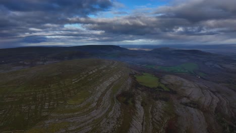 Der-Burren,-Green-Road,-County-Clare,-Irland,-November-2023