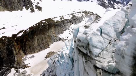 Toma-Aérea-Del-Glaciar-Argentière-En-Los-Alpes-Franceses,-Cerca-De-Chamonix.