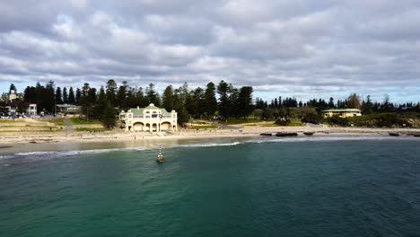 Extreme-Wide-Aerial-of-Cottesloe-Beach-view-to-Indiana-Tea-House-Perth,-WA