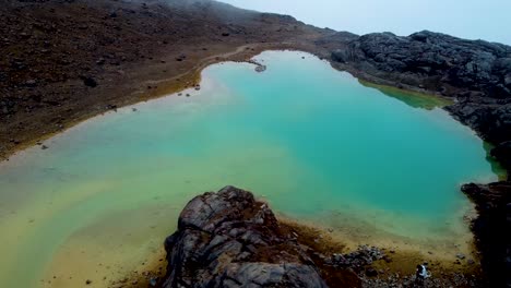 Schöne-Grüne-Cayambe-Lagune-Im-Cayambe-Coca-Nationalpark,-Papallacta,-Napo,-Ecuador