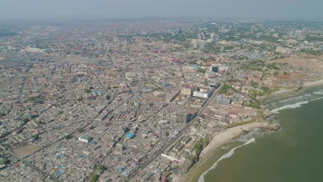 Vista-Aérea-De-Jamestown---Accra-Central-En-60-Fps