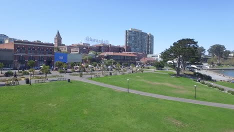 Drone-Aerial-Shot-of-San-Francisco-Ghirardelli-Square-and-City