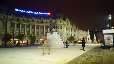 Universitätsplatz,-Bukarest,-Rumänien,-Zeitraffer-Bei-Nacht