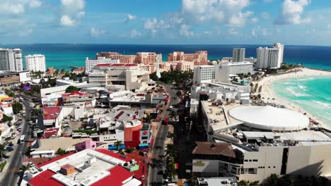 Aerial-shot-of-Cancun-Hotel-Zone-with-the-skyline-in-the-background