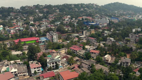 Aéreo:-Drone-Sri-Lanka-Kandy-Ciudad-Desde-Arriba