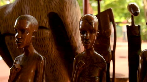 Mozambique,-Maputo,-African-art-Handicraft-Market