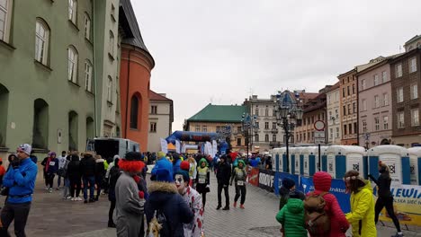 Lustiges-Rennen-In-Krakau,-Polen