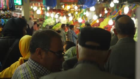 Men-and-Women-Walking-Through-Tajrish-Bazaar-in-Tehran,-Iran