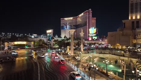 Vista-Nocturna-De-La-Zona-Del-Gran-Canal-Frente-Al-Venetian-Hotel-Casino,-Las-Vegas,-Nevada,-EE.UU.