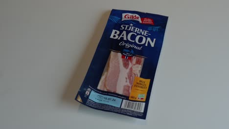 Norwegian-Gilde-Bacon-Pack,-popular-store-bought-bacon