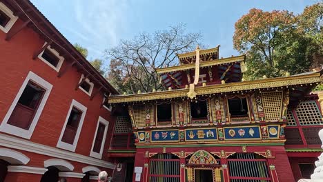 Goldener-Shree-Vajrayogini-Tempel-Nepal,-In-Pharping