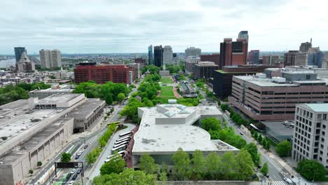 Aerial-truck-shot-of-Independence-Hall-and-Independence-National-Historical-Park