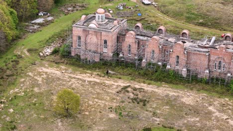 Guard-patrolling-Hamilton-palace-to-keep-out-intruders,-Uckfield,-UK,-aerial-view