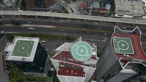 Helipad-on-the-roof-of-tall-buildings-in-Santa-Fe-business-district,-Mexico