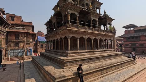 Vista-Sobre-Los-Templos-De-La-Plaza-Patan-Darbar.