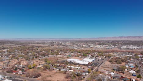 Slow-and-cinematic-drone-shot-flying-towards-Grand-Junction,-Colorado