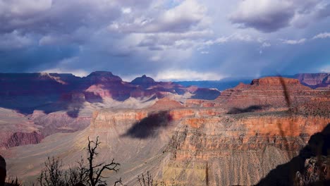 Timelapse-in-the-Grand-Canyon-before-a-storm-hits-with-dark-clouds